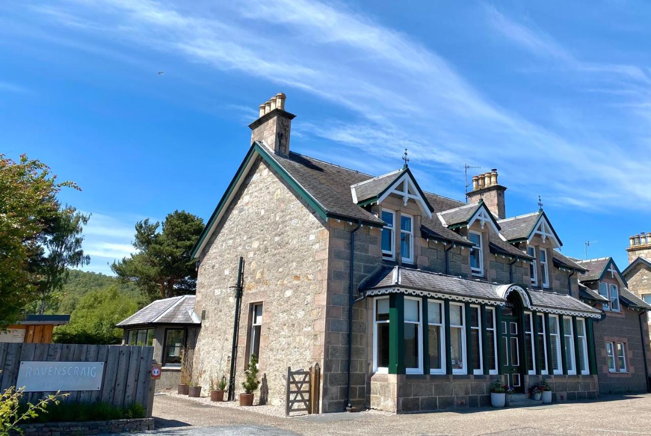 Ravenscraig Guest House Aviemore Buitenkant foto